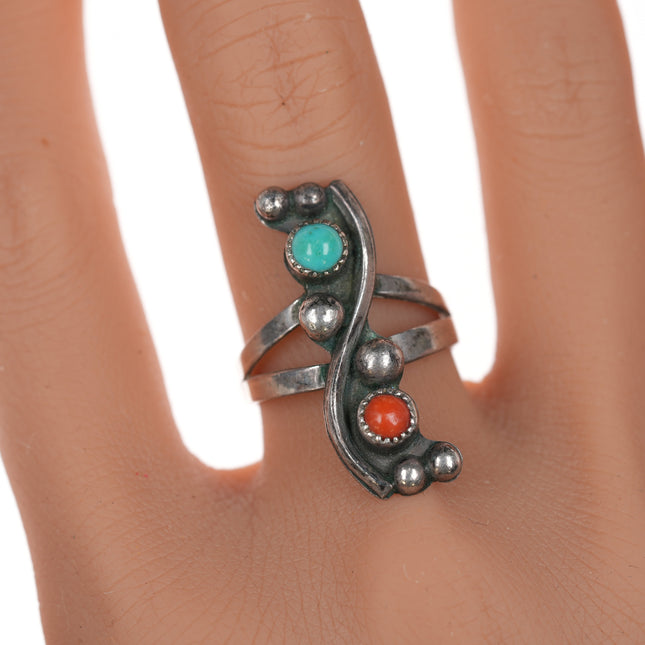 sz9.25 Vintage Native American turquoise and coral silver swirl ring