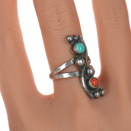 sz9.25 Vintage Native American turquoise and coral silver swirl ring