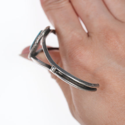 6.25" Navajo silver rope edge bezel turquoise cuff bracelet.