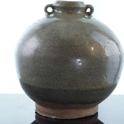 15 世纪泰国 Sawankhalok 青瓷大罐