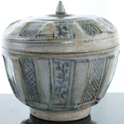 Very Large 15th/16th Century Thai Sawankhalok Kiln Condiment Jar with Lid