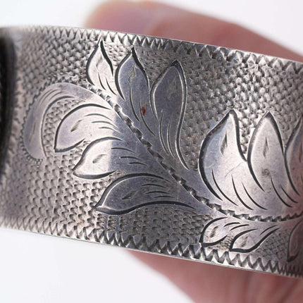 Hand Engraved Southwestern Sterling/Turquoise cuff bracelet