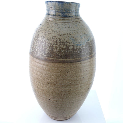 1987 年沃尔特玻璃陶器（1943-2016）麦奎尼圣安东尼奥德克萨斯艺术陶器花瓶