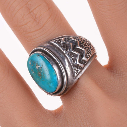 sz10.25 Vintage Southwestern sterling and turquoise ring