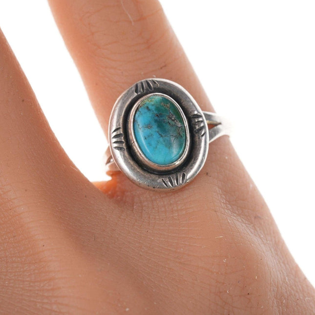 sz5.75 Vintage Native American Sterling and turquoise ring