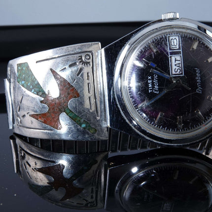 Vintage Navajo Sterling Chip Inlay Uhr in Türkis und Koralle mit Timex Electric Dynabeat