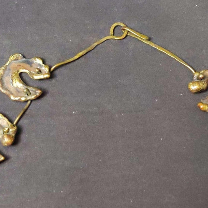 民間藝術西部馬蹄項鍊由古董黃銅狗許可證標籤製成馬薩諸塞州富蘭克林 21 英寸