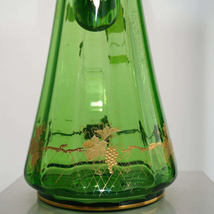 um 1900 Riesiger Moser Jugendstil-Böhmischer Kunstglaskrug in Grün mit erhabenem Gold