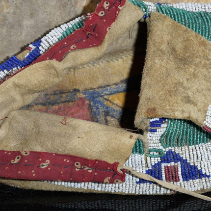 c1890 Crow Native American Beaded Moccasins