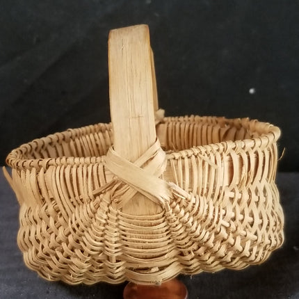 Antique 19th century Miniature Buttocks Basket 3" x 3.25"