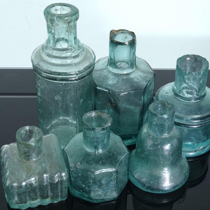 Sammlung von Sheared Lip Ink-Flaschen aus der Zeit des Bürgerkriegs