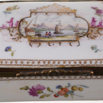 18th/19th Century French Sevres style snuff box