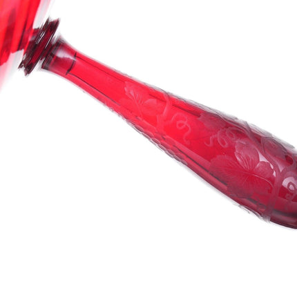1920 年代的斯托本蚀刻玻璃蜜饯，硒红