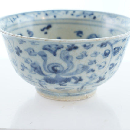 15 世纪明中国瓷碗，蓝色釉下装饰