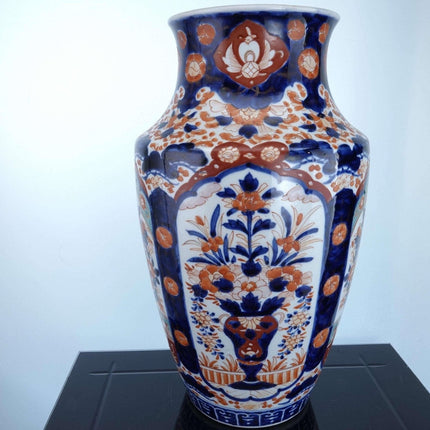 Large Meiji Period Japanese Imari Floor Vase