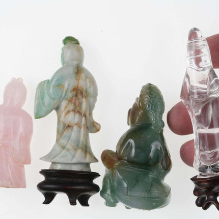 Sammlung antiker geschnitzter buddhistischer Figuren aus Jade, Rosenquarz und Bergkristall aus der Zeit der Chinesischen Republik