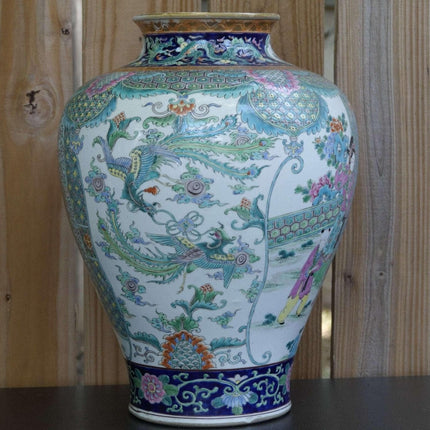 巨大明治时期古董日本玫瑰奖章风格彩色珐琅花瓶手工装饰