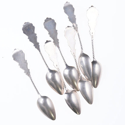 7 antichi cucchiai da tazzina in argento olandese