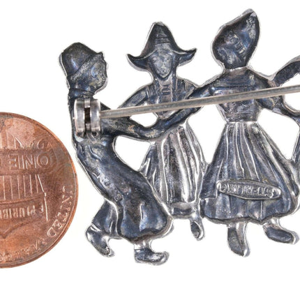 Vintage Sterling Dutch boys and girls brooch