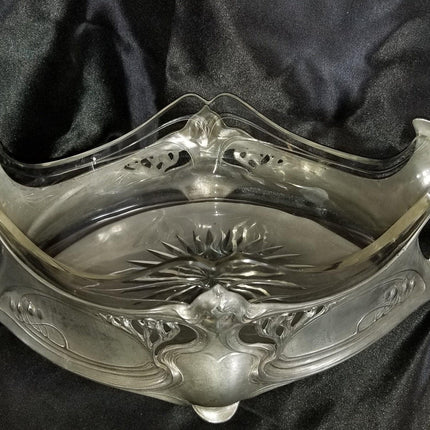 Tafelaufsatz aus Zinn im Jugendstil mit Glaseinsatz von WMF, Liberty 16,5" breit