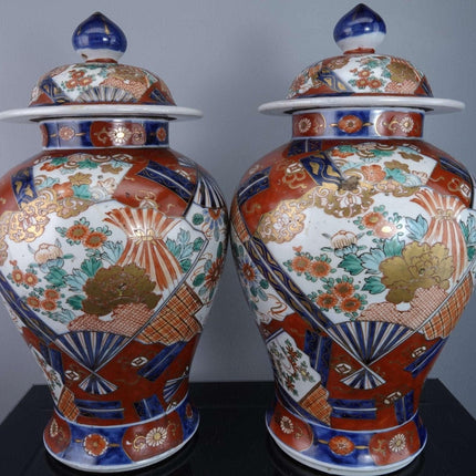 c1880 Meiji Period Japanese Imari Urns Pair