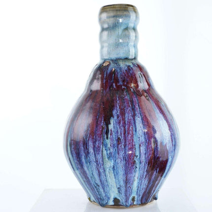12" hohe Keramikvase von Texas Studio Art Harding Black (1912-2004) mit der besten tropfenden chinesischen Flambe-Glasur mit unglaublicher Form