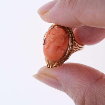 Sz3 Antiker handgeschnitzter Korallen-Cameo-Ring aus 14-karätigem Gold