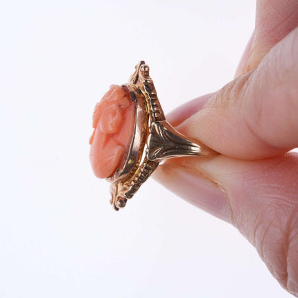 Sz3 Antique 14k gold hand carved coral cameo ring