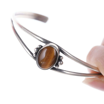 Vintage Navajo Sterling Cat's eye cuff bracelet