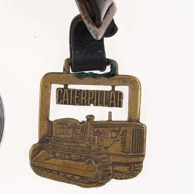 WW2 Era Caterpillar 手表 Fob 装饰艺术哨兵怀表 1940 年代。