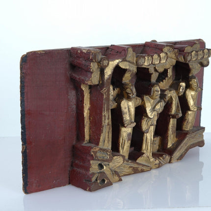 Antike chinesische geschnitzte Holztafel mit vergoldeter Verzierung