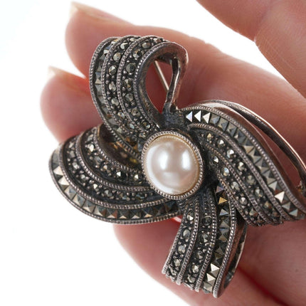 Retro Judith Jack Sterling Marcasite Pendant/brooch with faux pearl