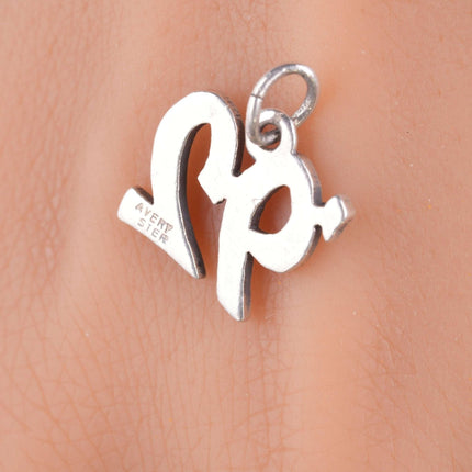 Retired James Avery '92 Charm in sterling