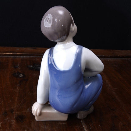 Bing und Gröndahl „Der kleine Spieler“ Porzellanfigur um 1960 2402