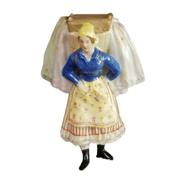 Antike Wiener Figur, Spitzenfrau, Wäscherin, Meissen, KPM-Stil, beeindruckte Schildmarke