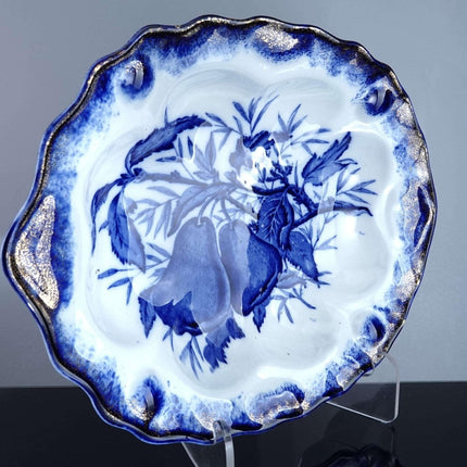 c1890 克莱门森兄弟流动蓝色水果图案扇形碗。