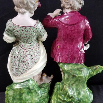 ca. 1810 Derby-Figuren Junge und Mädchen mit Lamm und Hund