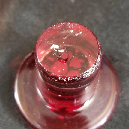 Baccarat Rose Tiente Rubina Duftflasche aus Glas mit emailliertem Deckel um 1890