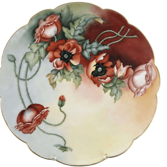 c1910 13 5/8 英寸 T&amp;V 利摩日陶瓷充电器手绘艺术家签名红色罂粟花