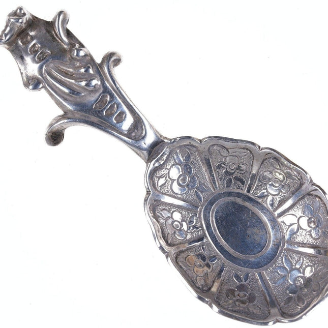 c1850 British Armorial Sterling Tea caddy spoon by Henry John Lias