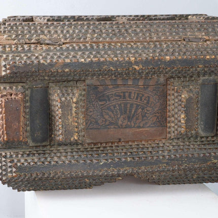 c1900 American Tramp Art box