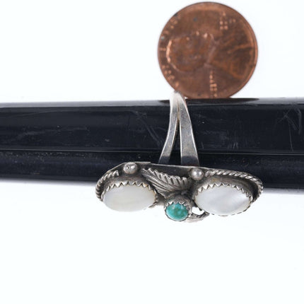 复古纳瓦霍纯绿松石和珍珠母戒指