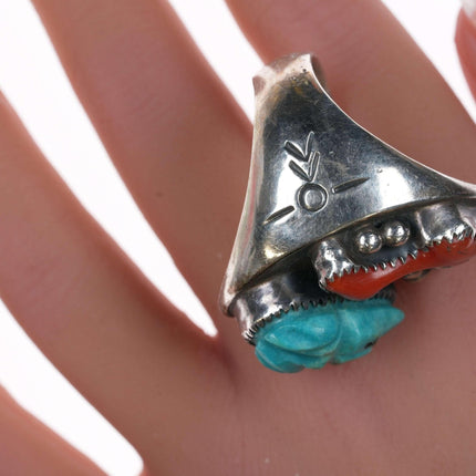 sz12.5 大祖尼雕刻青蛙綠松石、珊瑚銀戒指