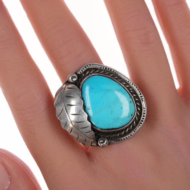 sz6 Vintage Navajo silver and turquoise leaf decorated ring