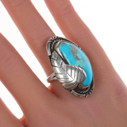 sz5.75 Vintage Navajo silver and turquoise ring with feather design