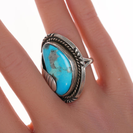 sz5.75 Vintage Navajo silver and turquoise ring with feather design