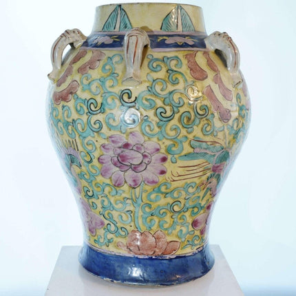 Large Early Chinese Swatow Jar for South-East Asian Market