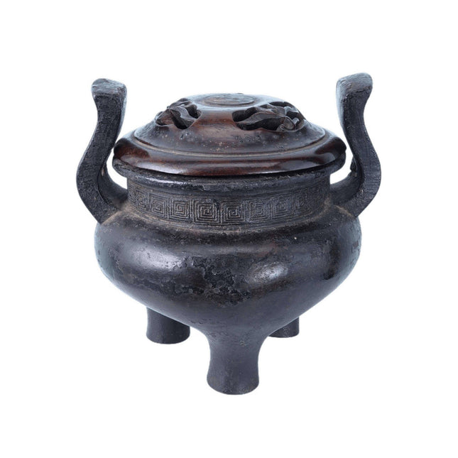 Dreibeiniges Räuchergefäß aus chinesischer Bronze aus der Ming-Dynastie mit griechischem Bundrand