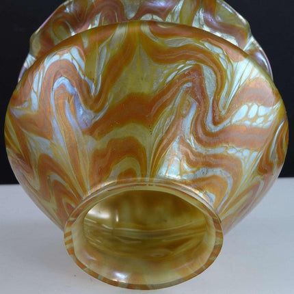 c1910 Bohemian Loetz Phaenomen Art glass shade