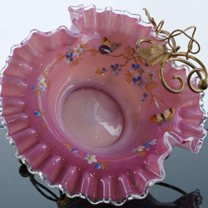 Um 1890 signierte Webb Whimsy Brides Bowl mit vergoldetem Metallständer